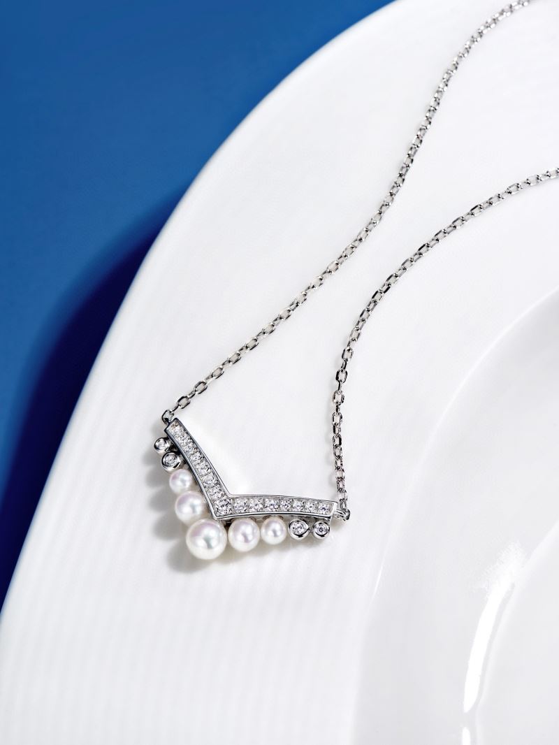 Chaumet Necklaces